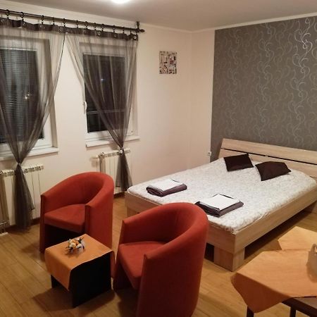 דירות סובוטיקה Apartman Ivana מראה חיצוני תמונה